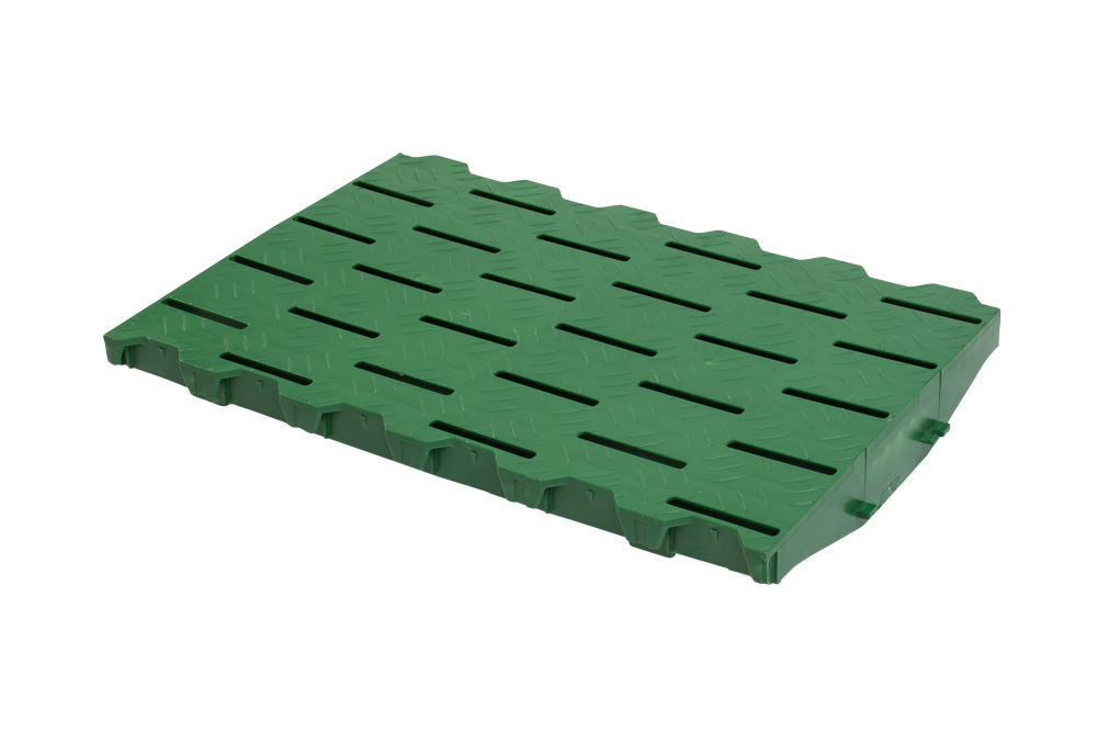 PLASTIC SLAT 60X40 CM FOR WEANER, GREEN 10% OPENING PLASTIC SLAT 60X40 CM FOR WEANER, GREEN 10% OPENING