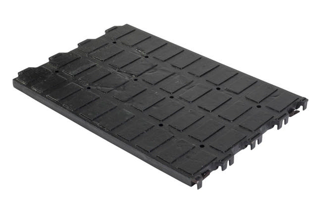 STEP -  LUKKET STØBEJERNSRIST 40X60 CM TIL SØER