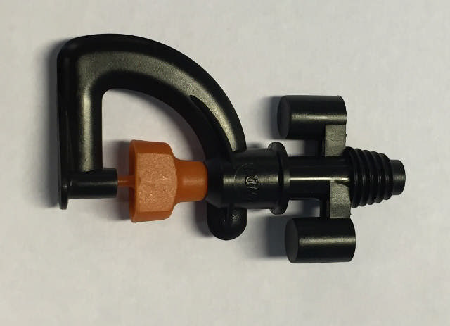 NOZZLE ORANGE SOAKING 360° WATER AT 2 BAR, 120 L PER HOUR SPREADS 8,5 M BY 1,8 M HEIGT