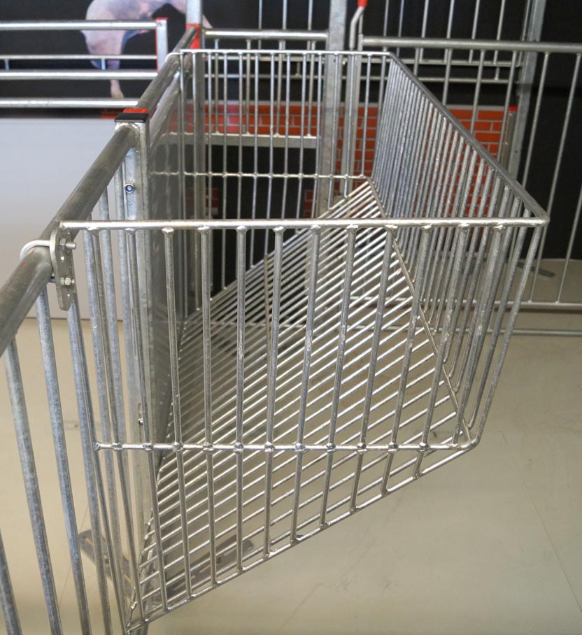STRAW HOLDER GALVANIZED 255 LITER FOR SOWS, 1188X714X469 MM 