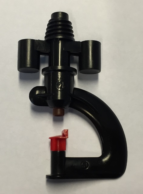 NOZZLE BROWN SPRINKLING 180° WATER AT 2 BAR, 43 L PER HOUR SPREADS 6 M BY 1,8 M HEIGHT